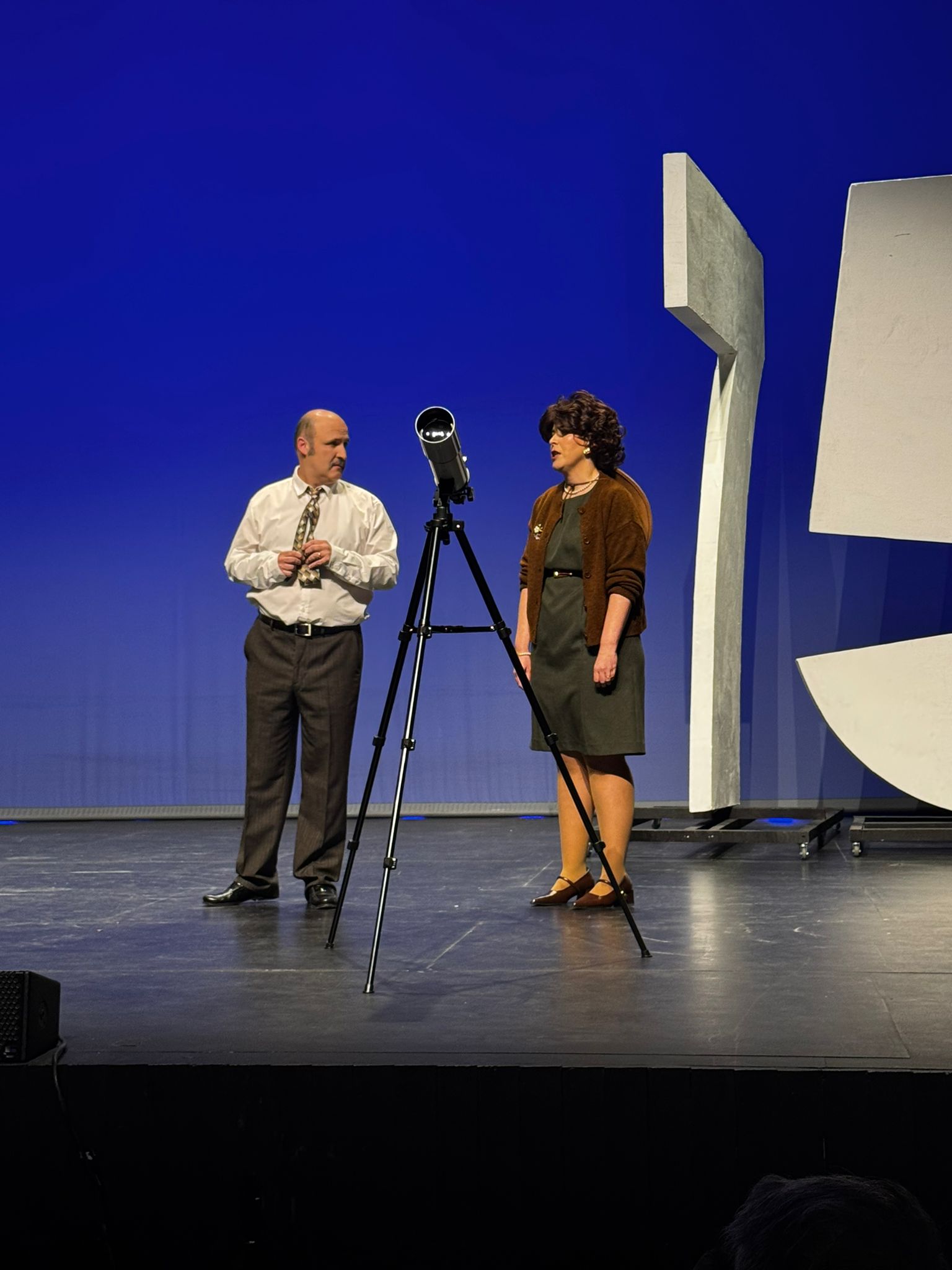 TEATRE FALLER – ‘Transicions: Històries per ràdio’, la obra de Barrio San Isidro