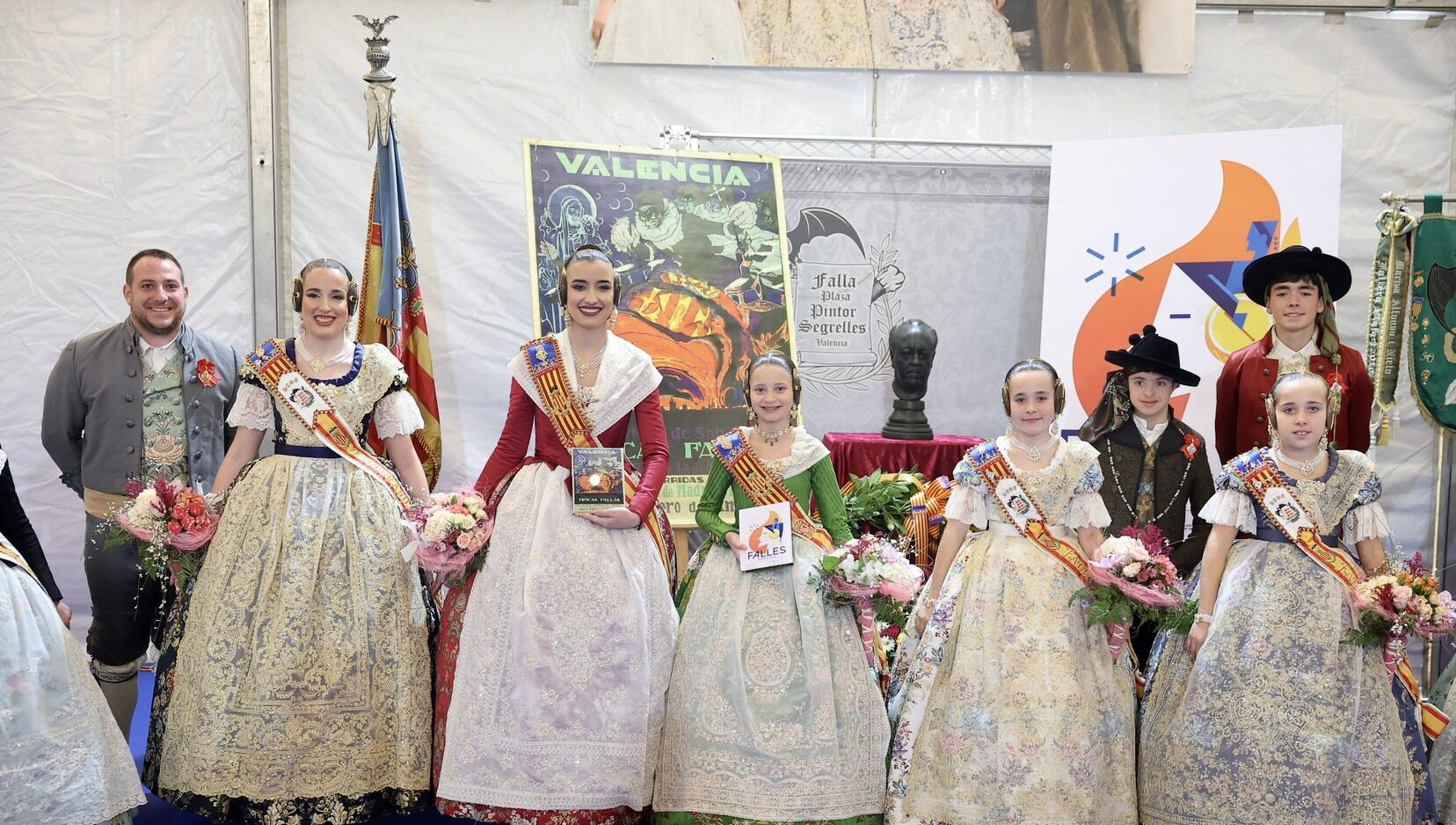 Homenaje a José Segrelles en la plaza que lleva su nombre