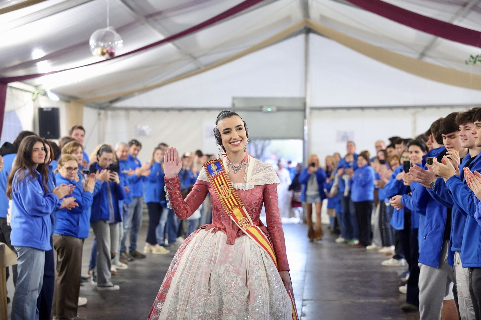 Sueca-Literat Azorín i El Parotet reben a la FMV i la seua CH