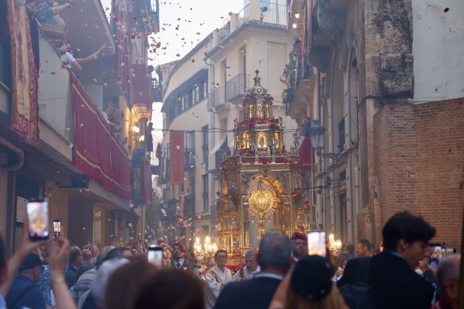 Valencia finaliza con emoción la festividad del Corpus Christi