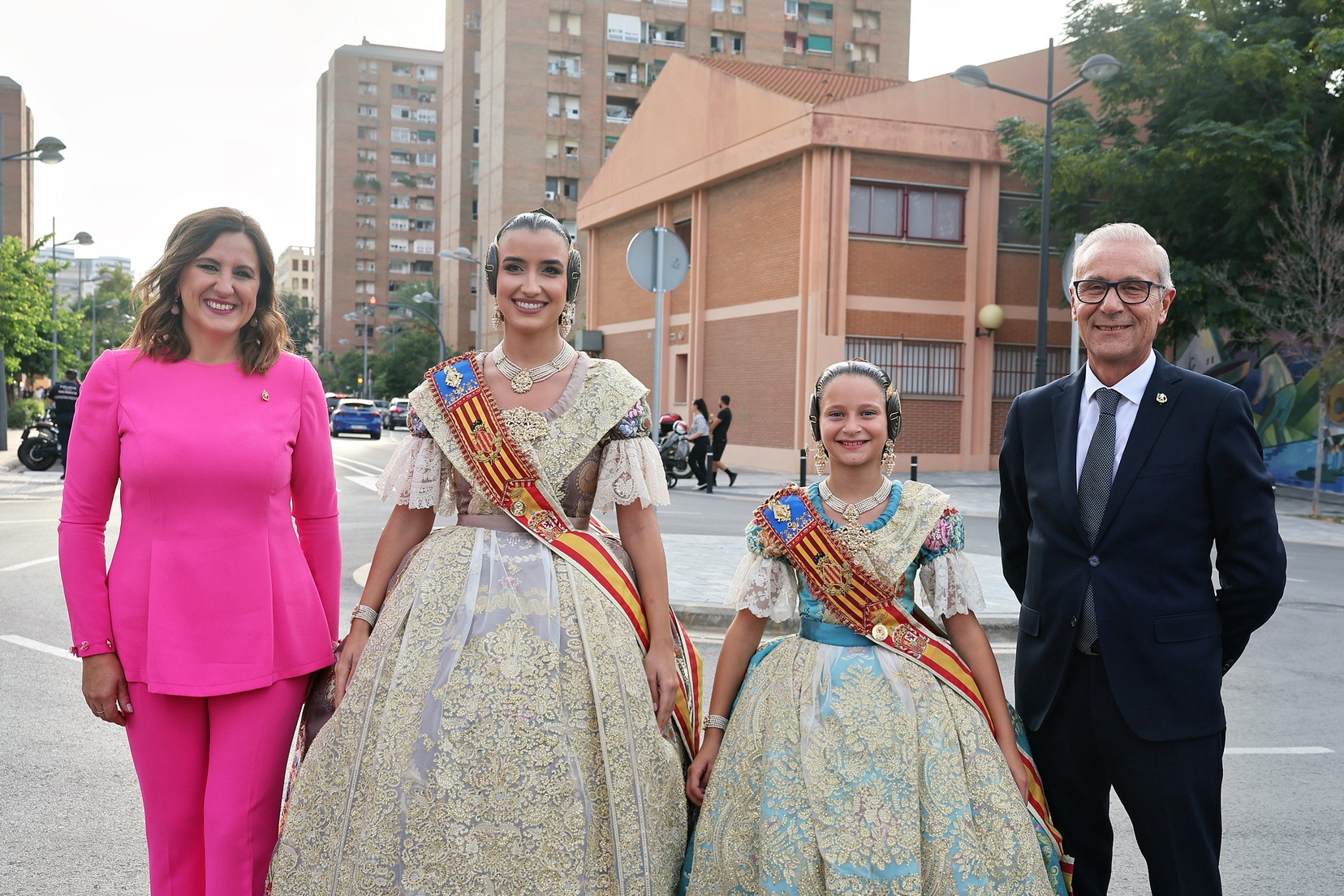 Carmen, Marta i les seues Corts d’Honor arriben al Roig Arena