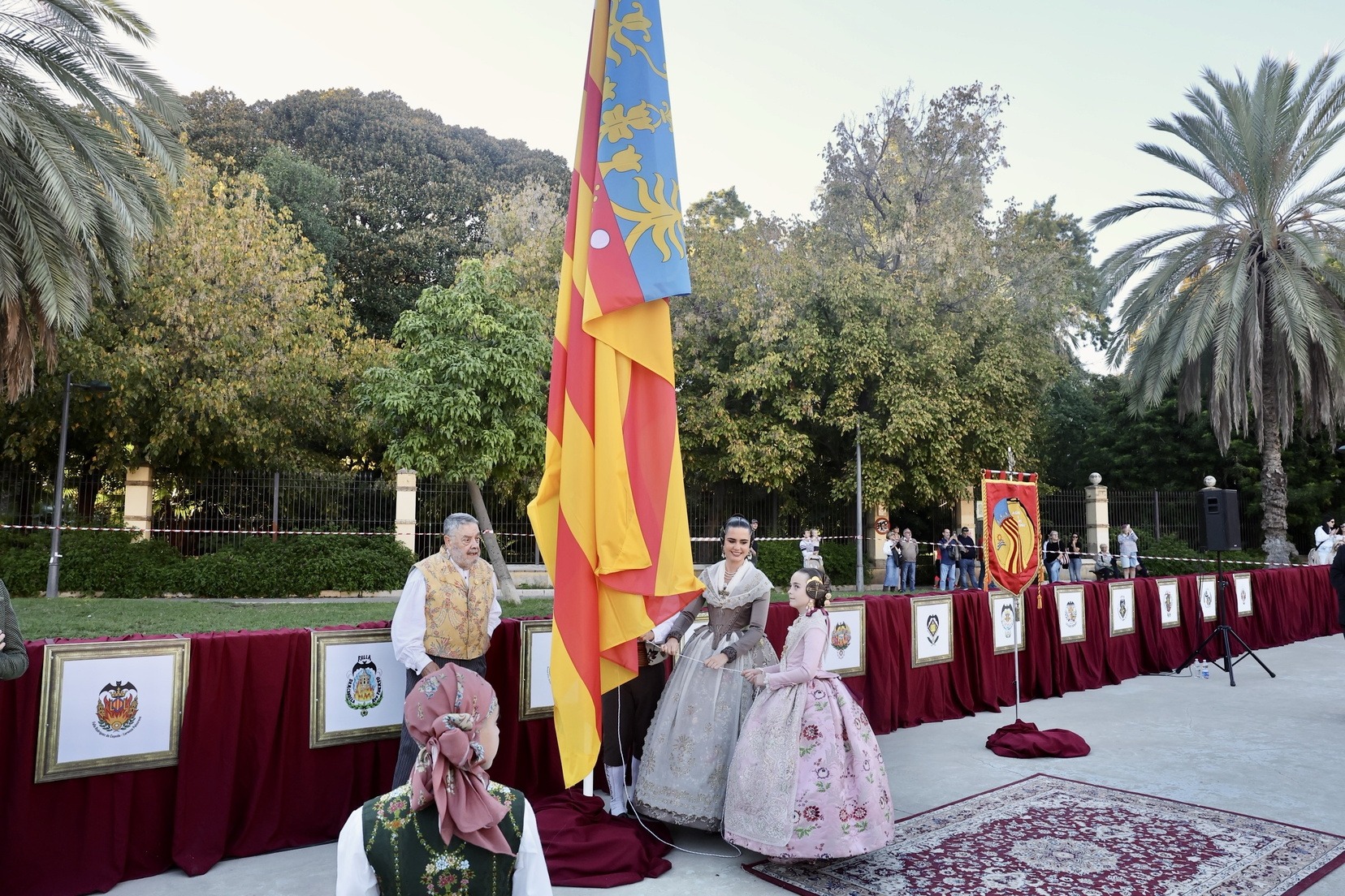 Camins al Grau celebra el homenaje a la Real Senyera