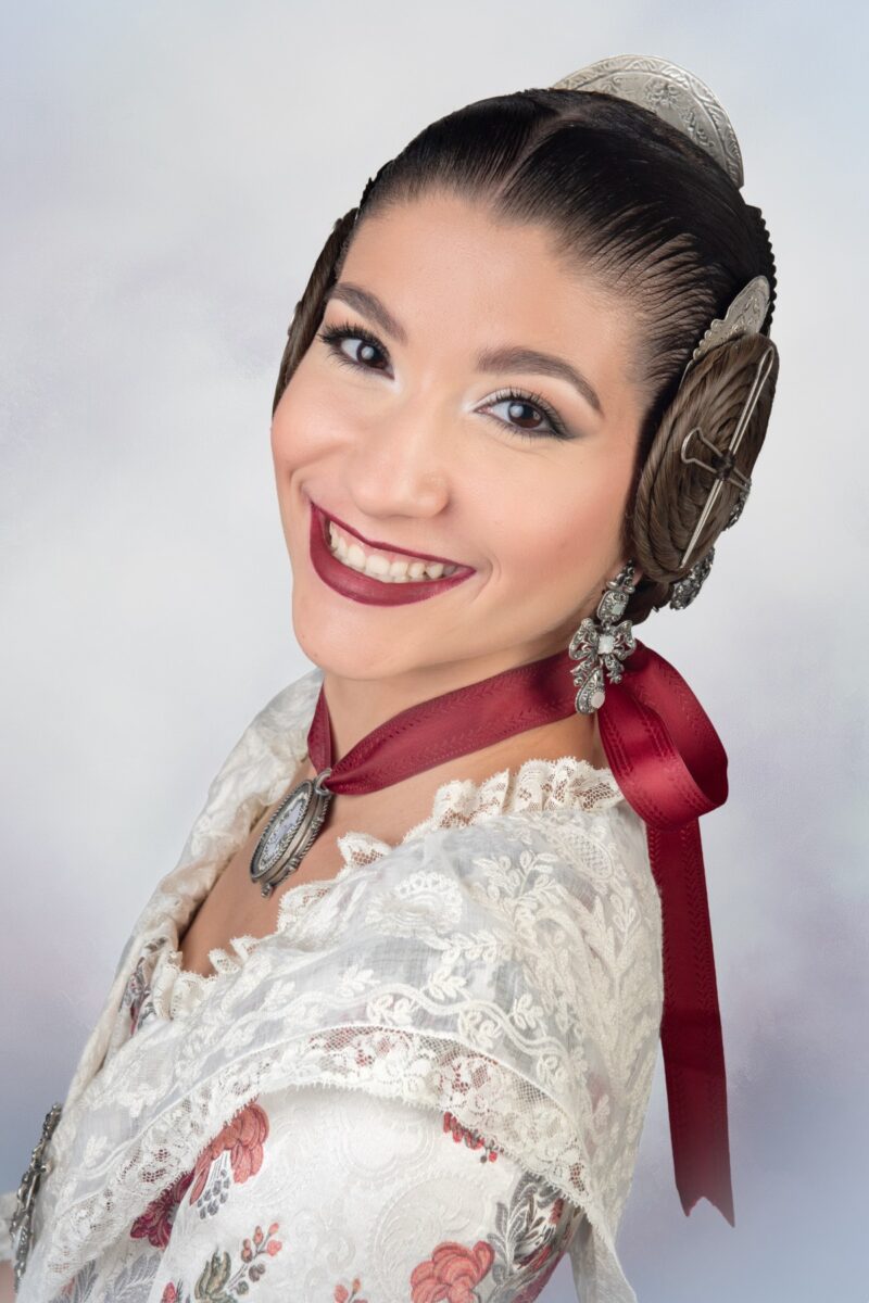 Ana Mengot Ruiz