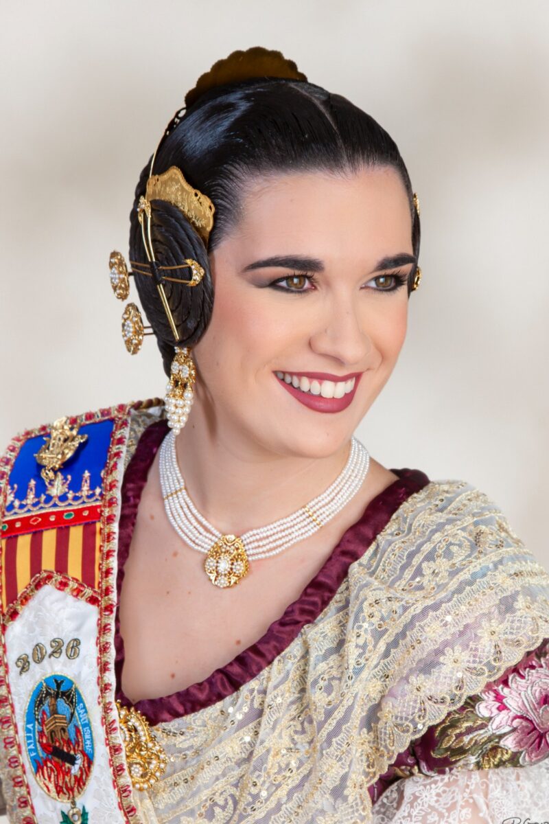 Lydia Contreras Carasco
