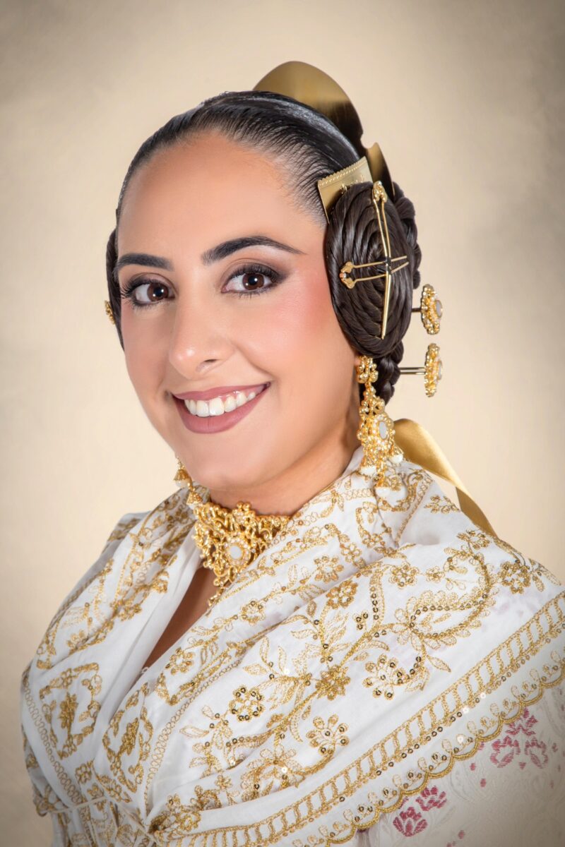 María Requena Butrón
